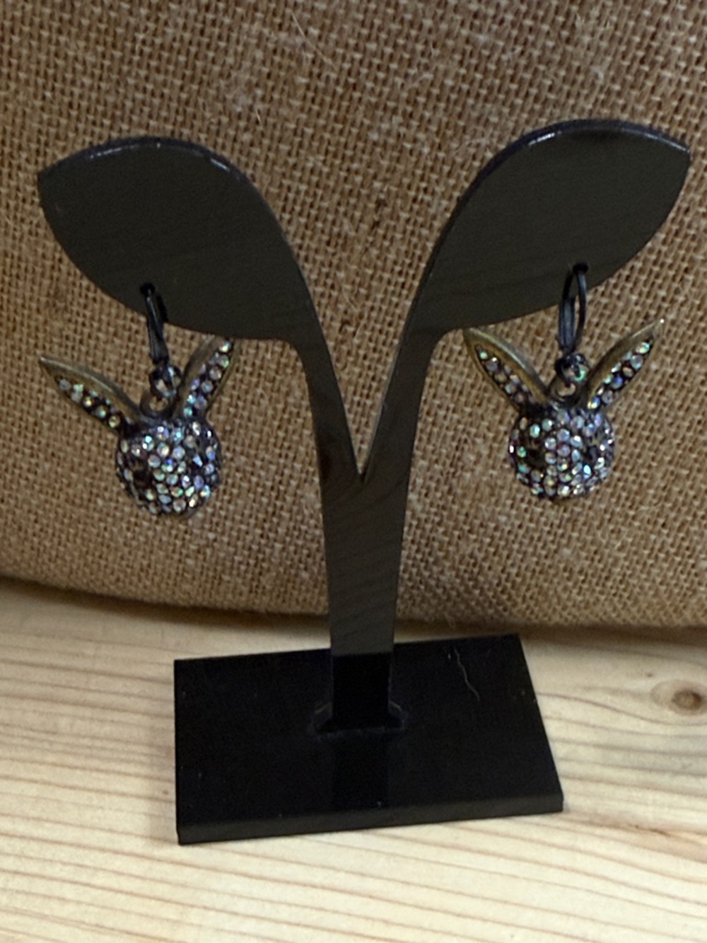 Vintage Betsey Johnson Dark Forest Rabbit Head Aurora Borealis Crystal Earrings - Picture 2 of 5
